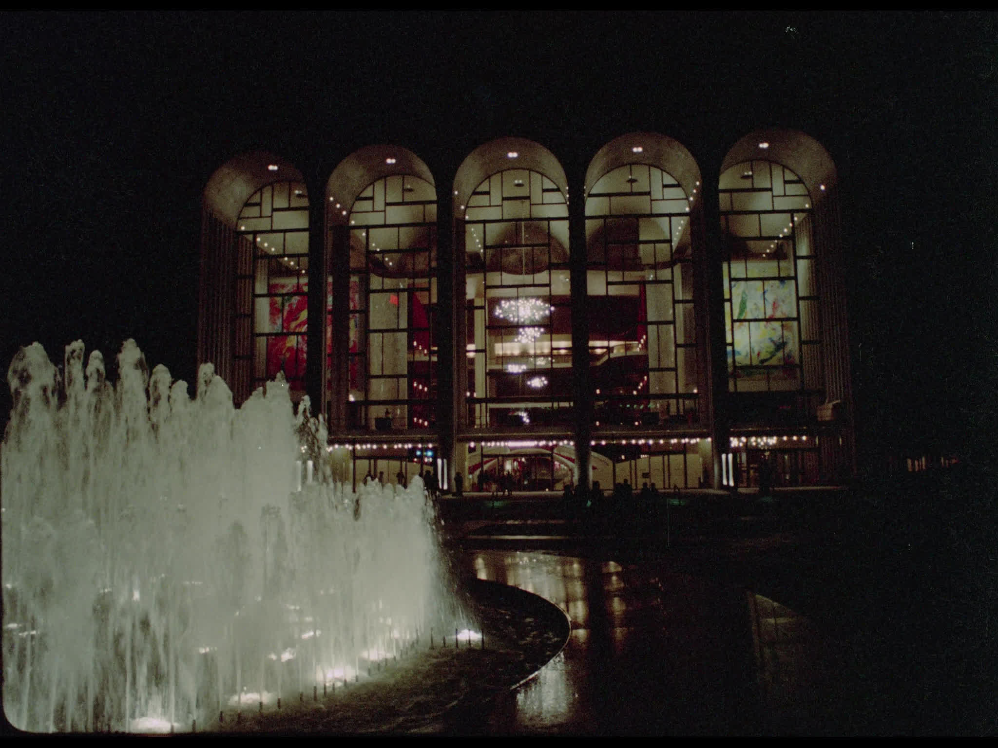 Metropolitan Opera House Fountain