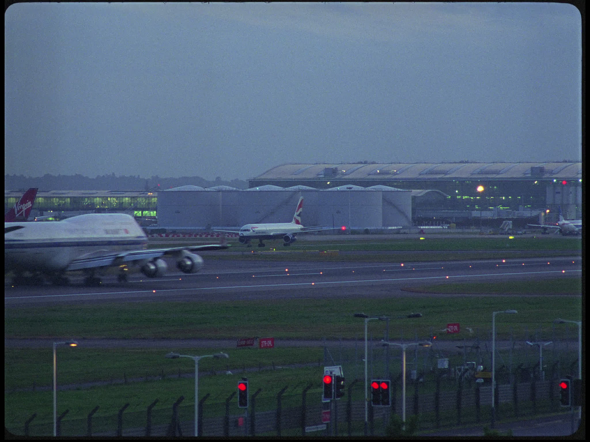 China Airlines Boeing 747 Taking Off