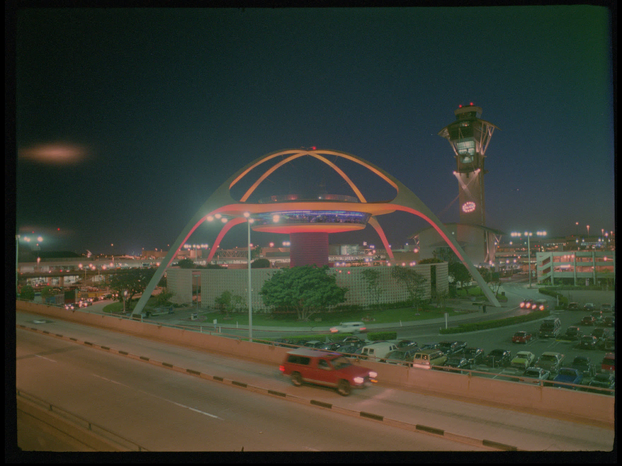 LAX Theme Building