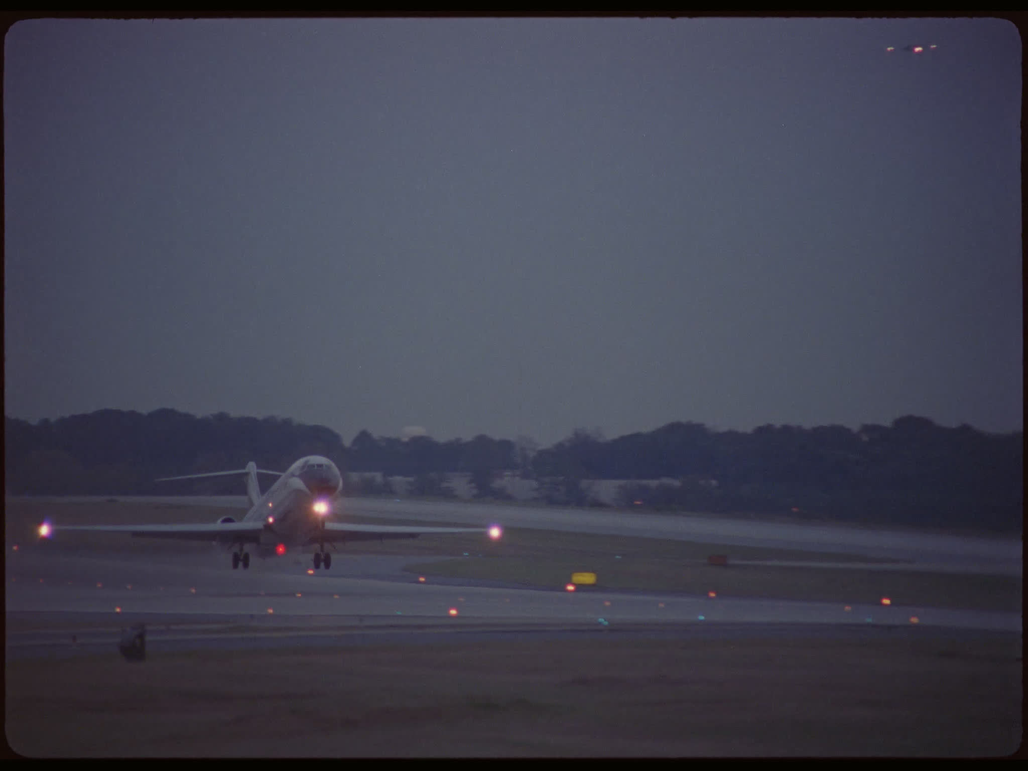 Delta DC9 Take Off Evening