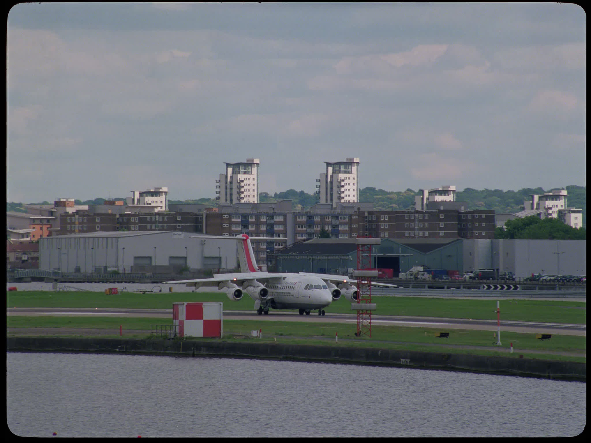 City Jet BAe 146 Taxiing