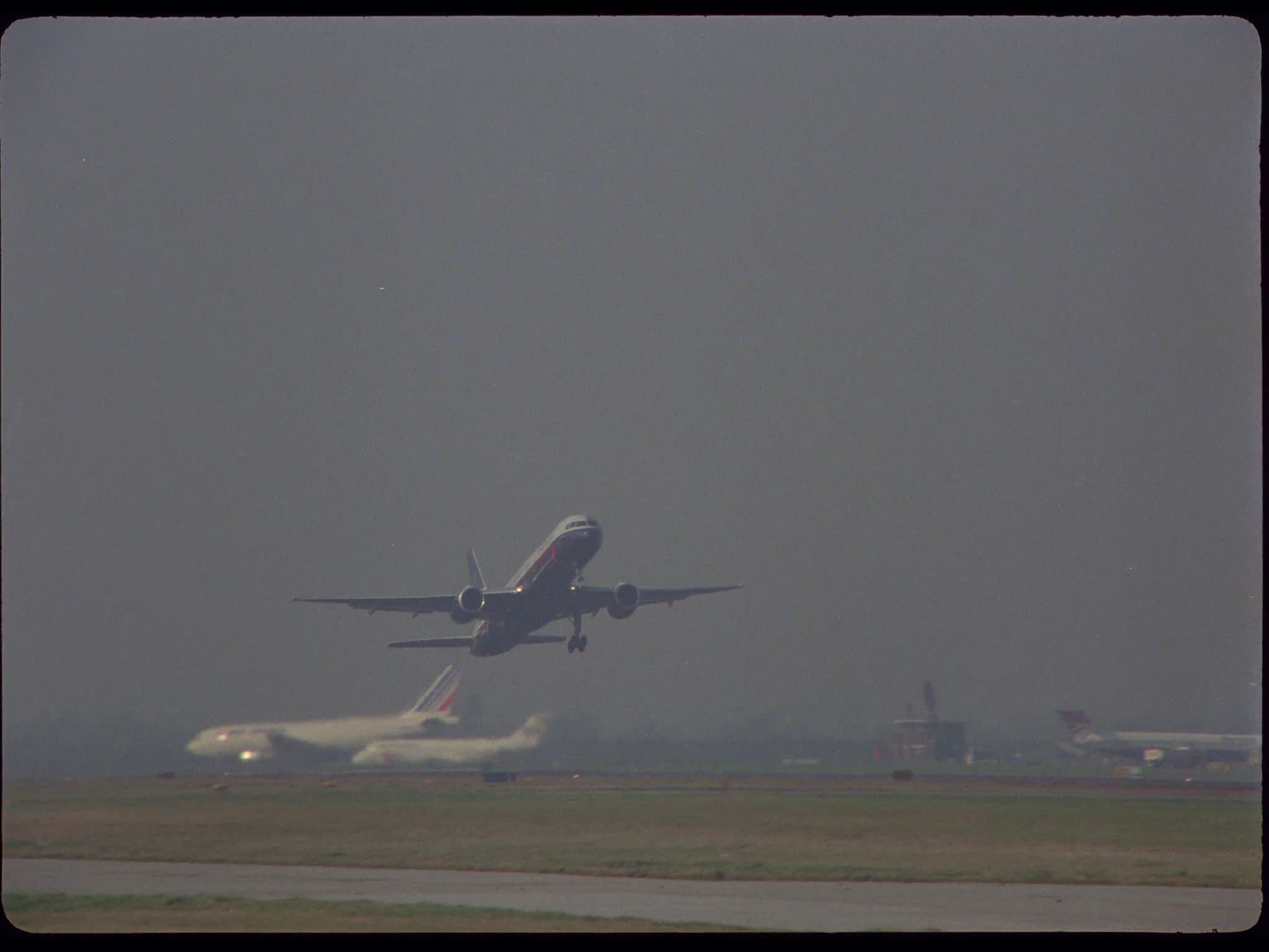 British Airways Boeing 757 Takes Off