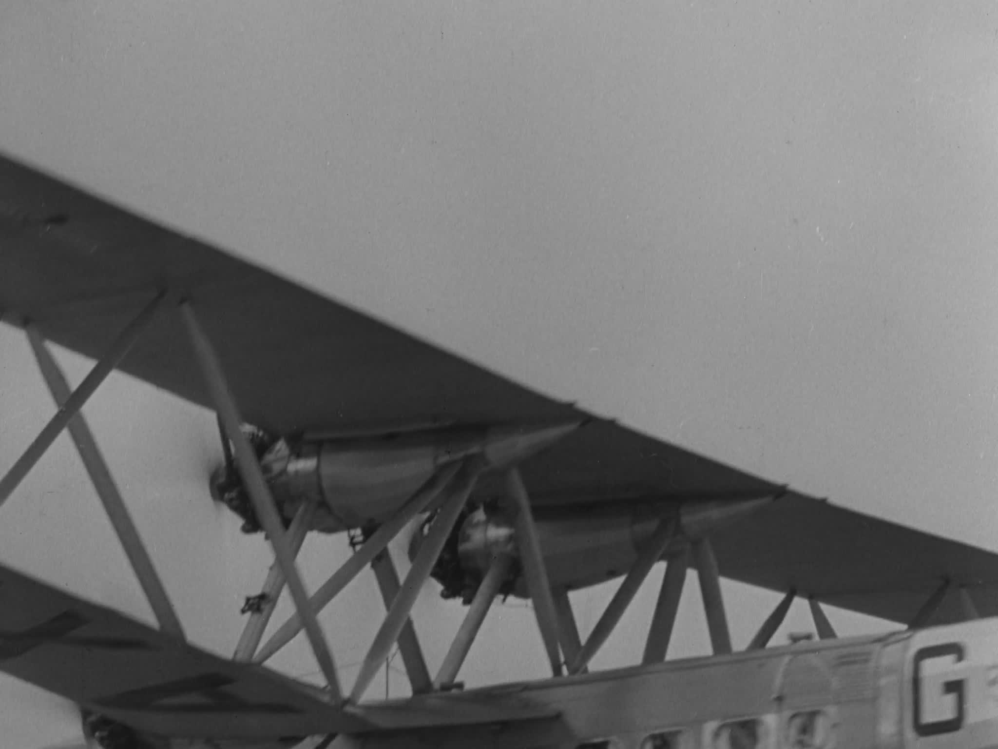 Heracles Airliner Landing 1934