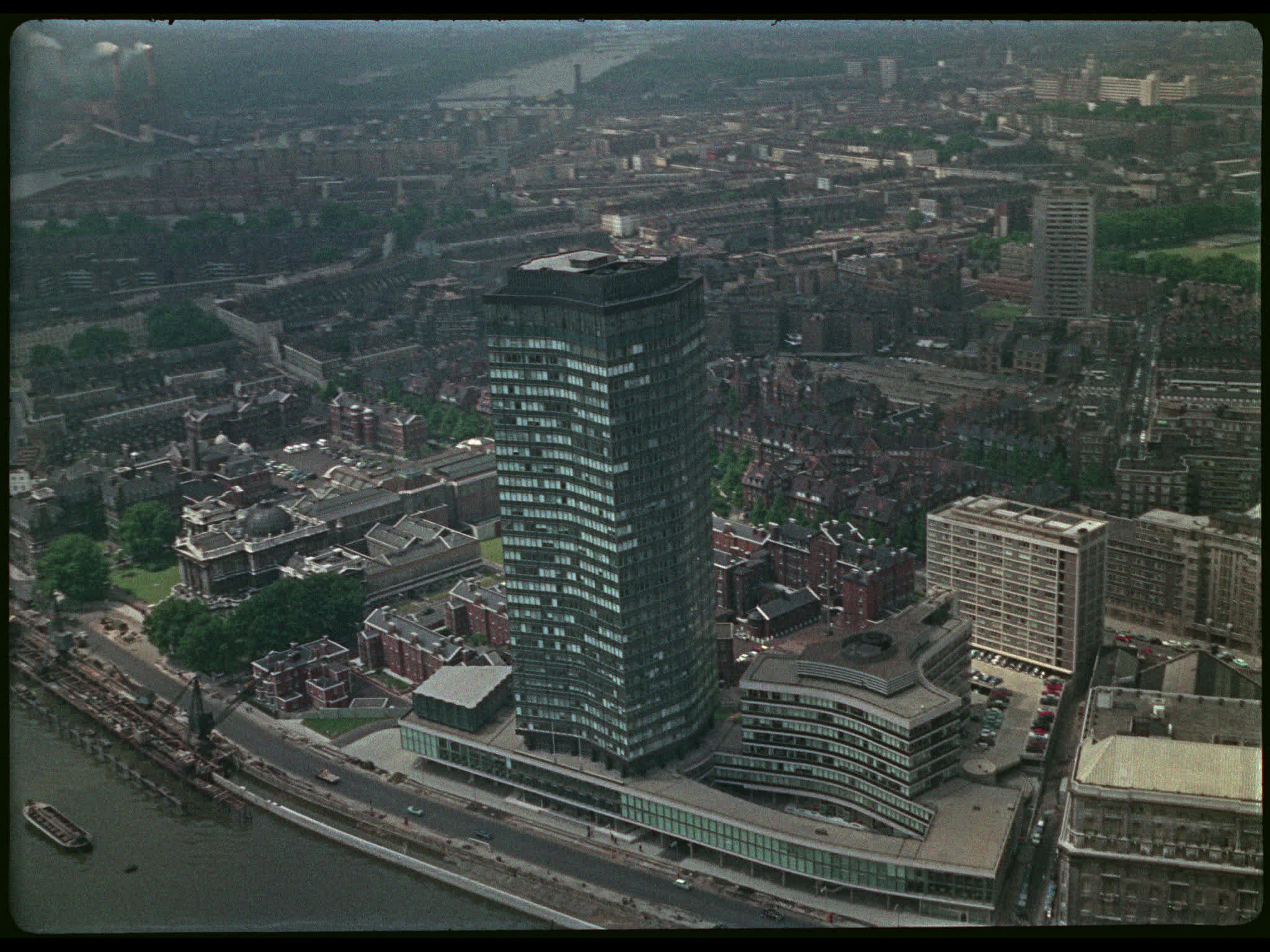 Aerial of Millbank Tower