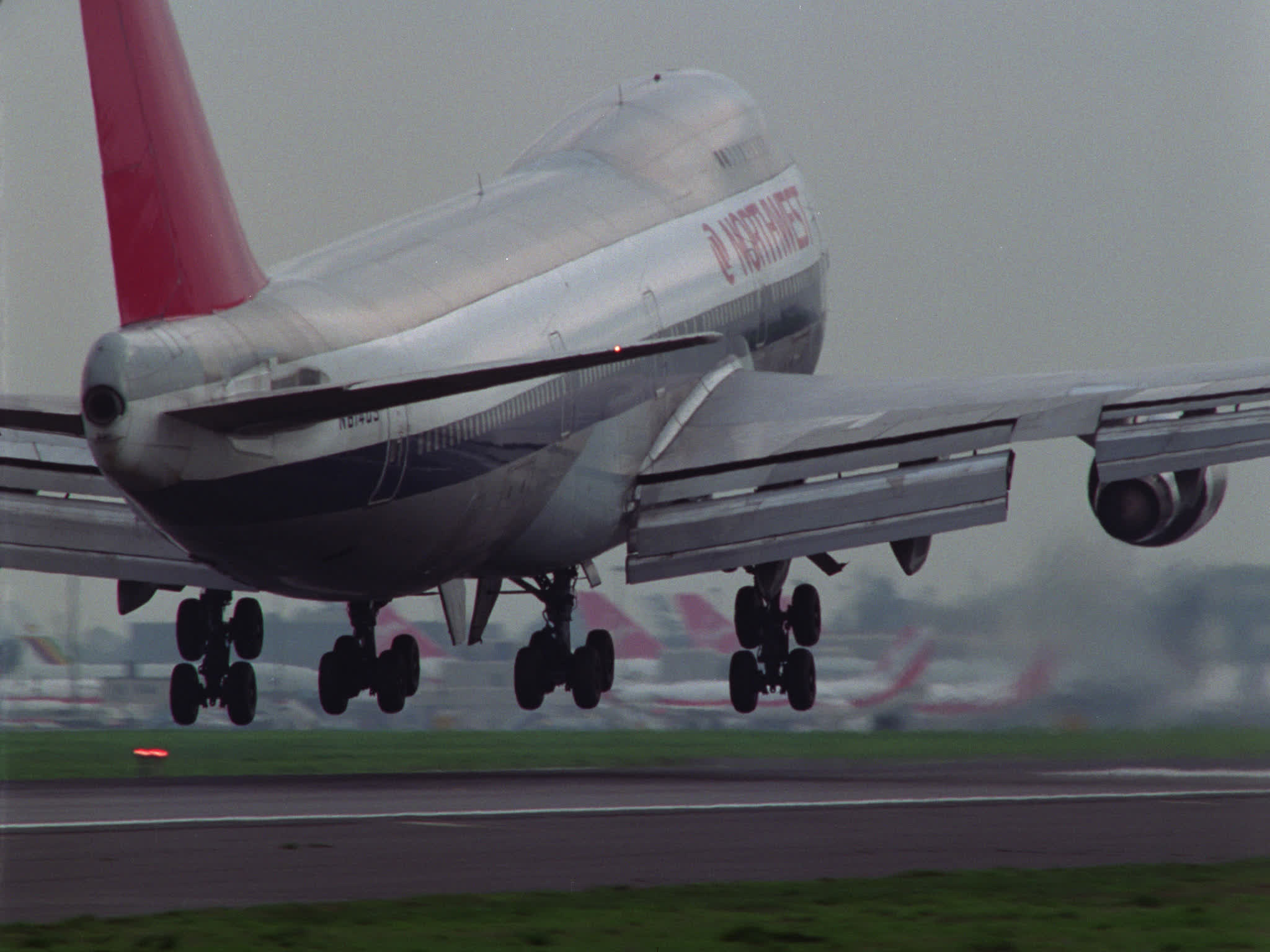 Northwest Boeing 747 Lands