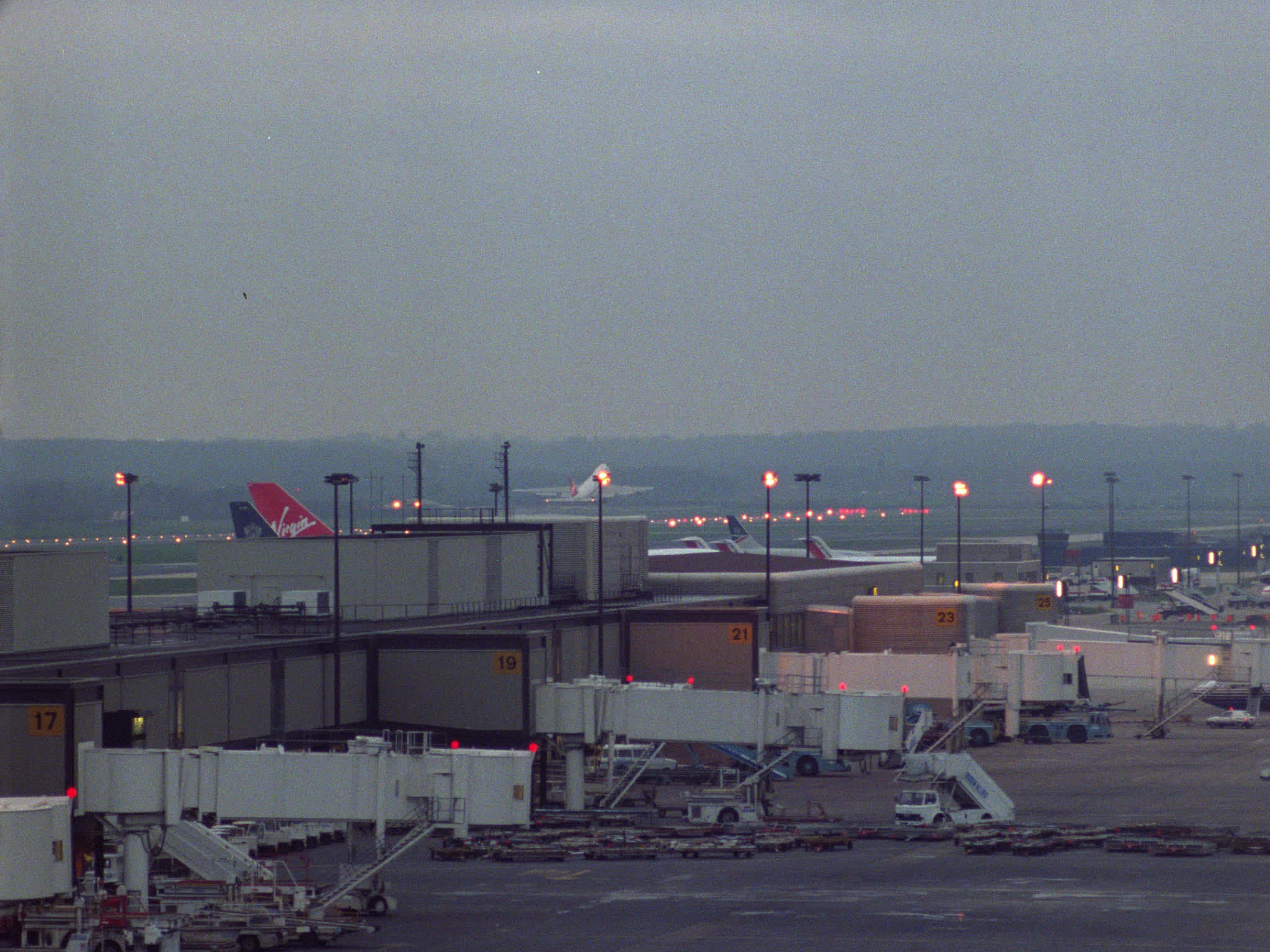 Virgin Boeing 747 Take Off