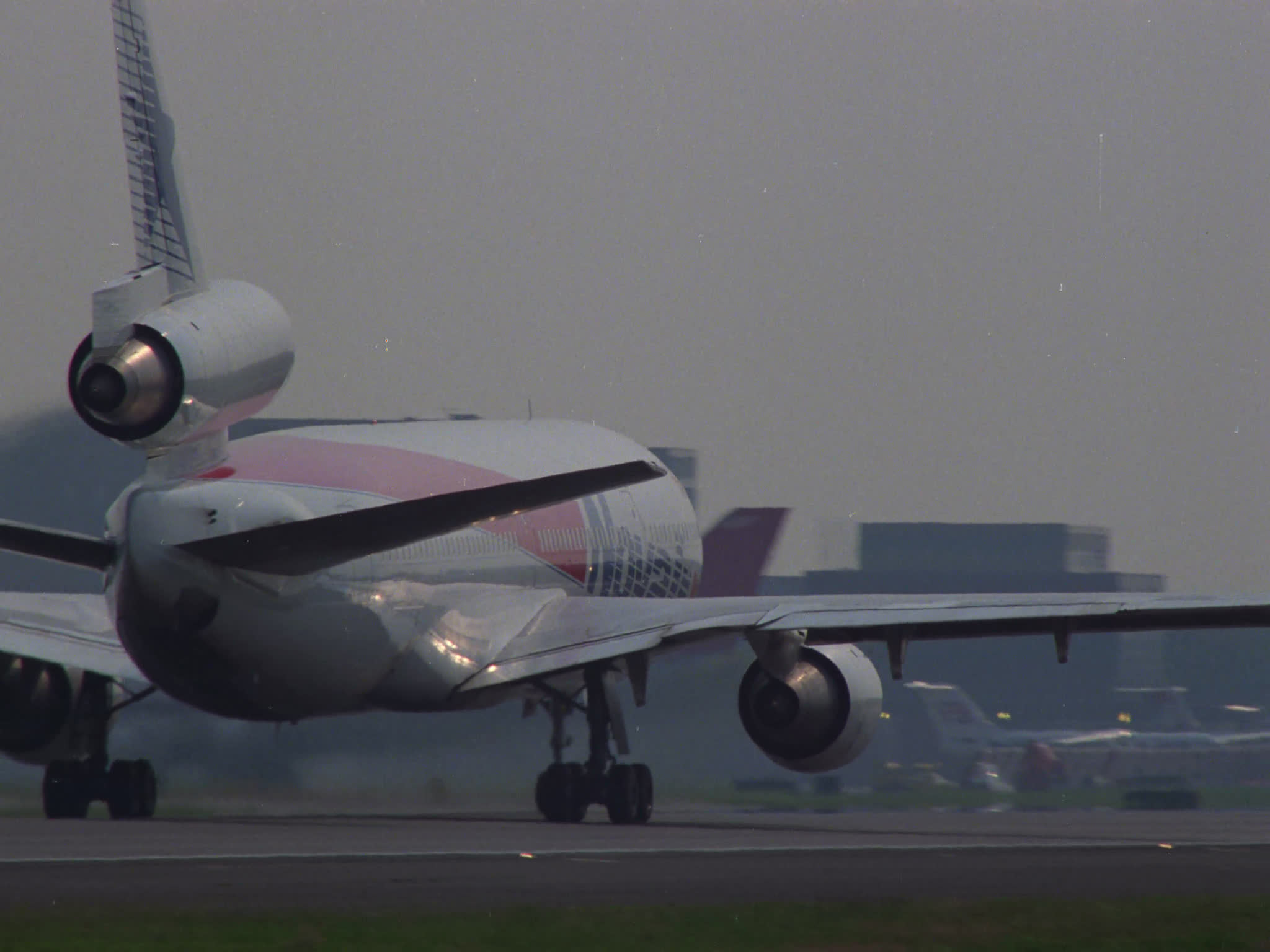 Novair DC10 Take Off