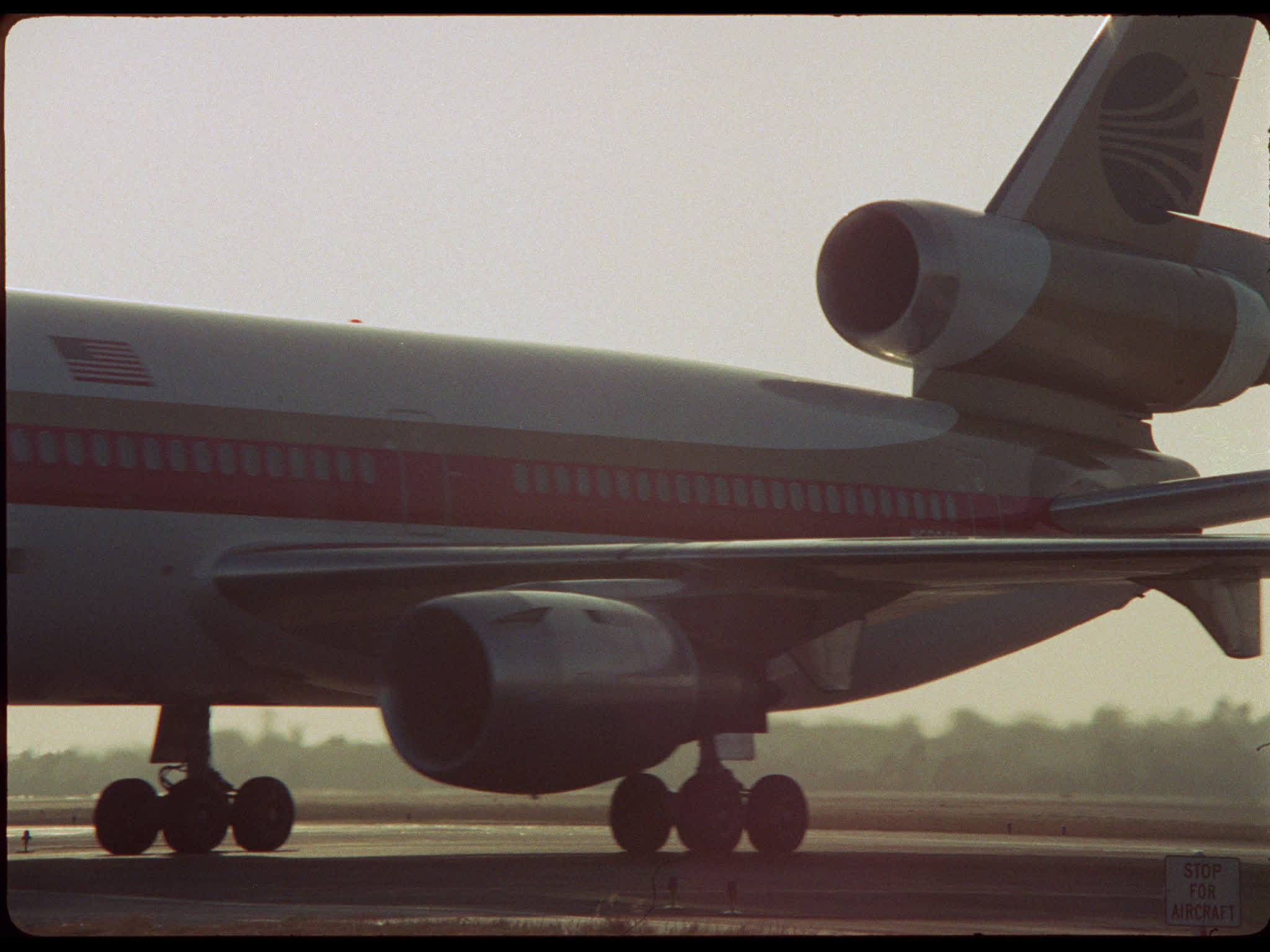 Continental DC10 Plane Turning