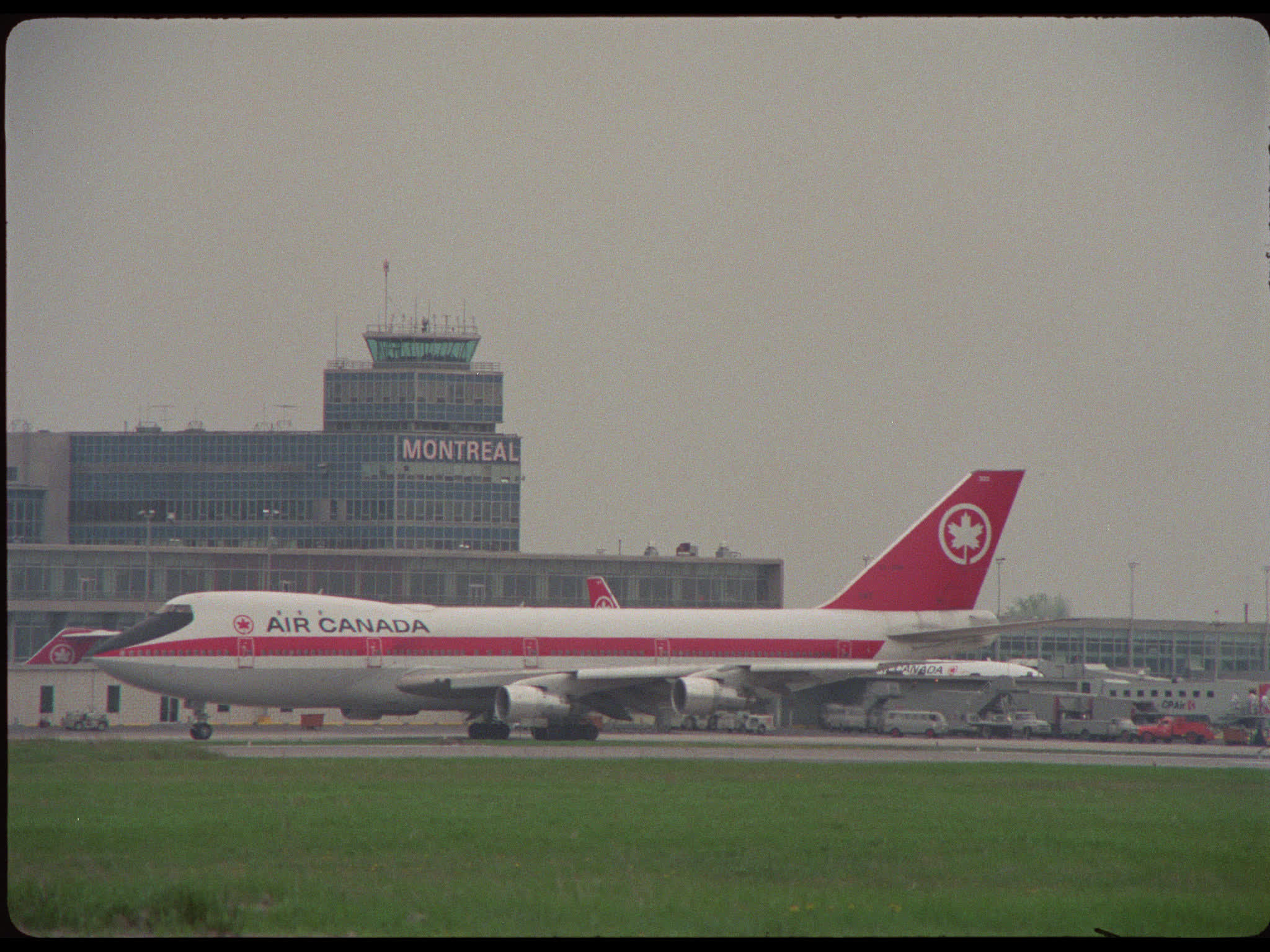 Air Canada Boeing 747 Plane Taxiing