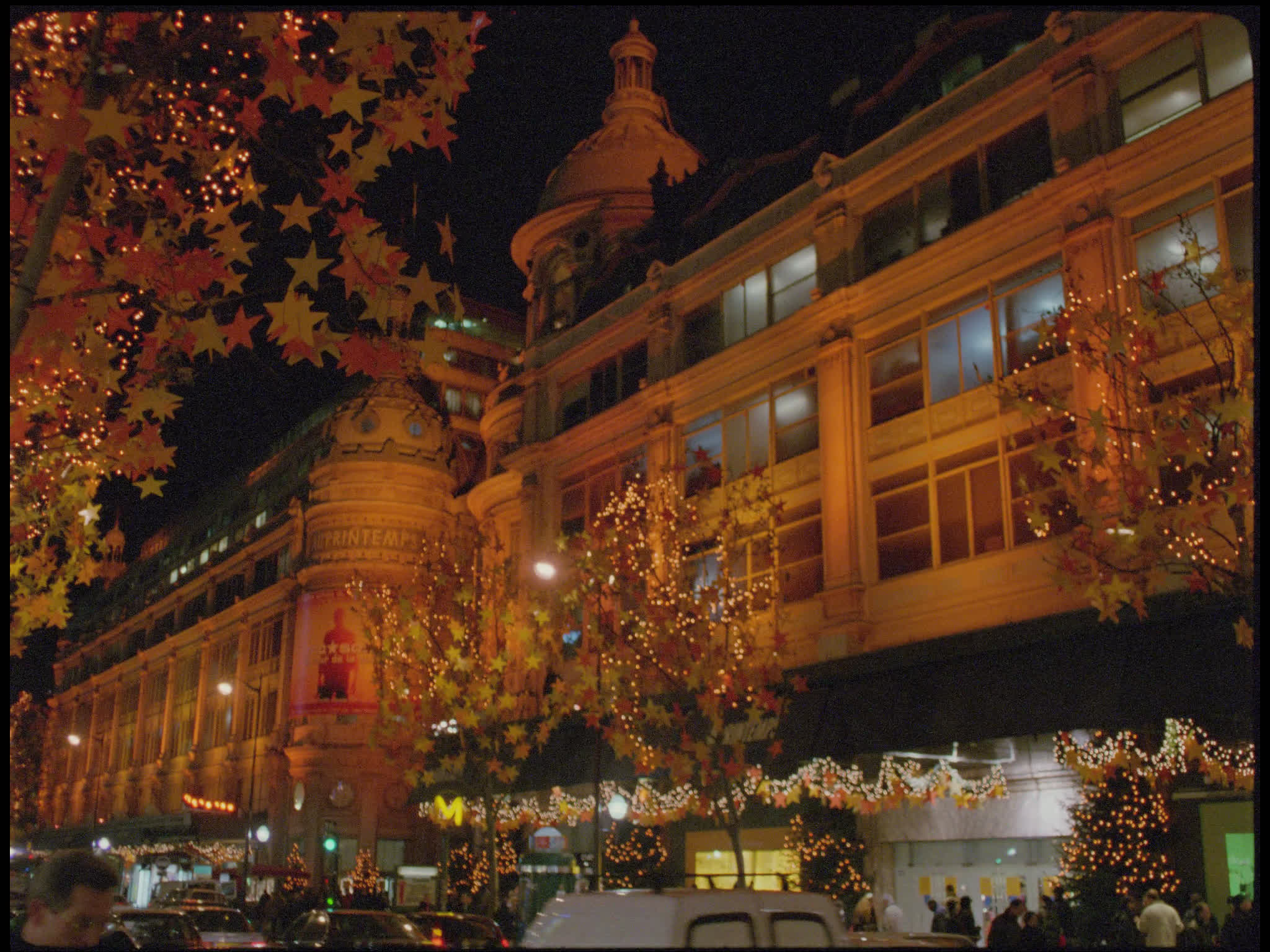 Christmas lights on Paris Street