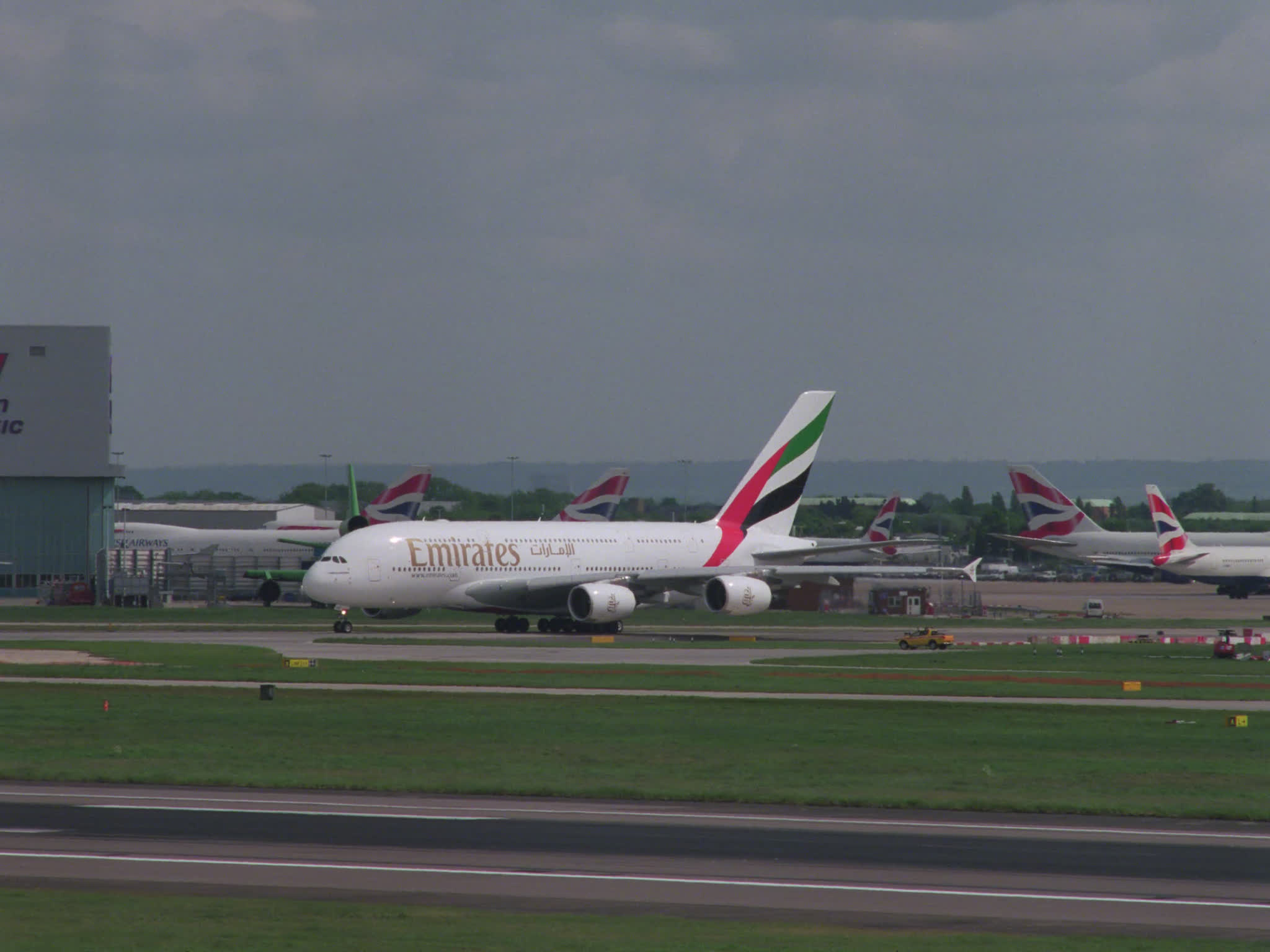 Emirates A380 Taxiing