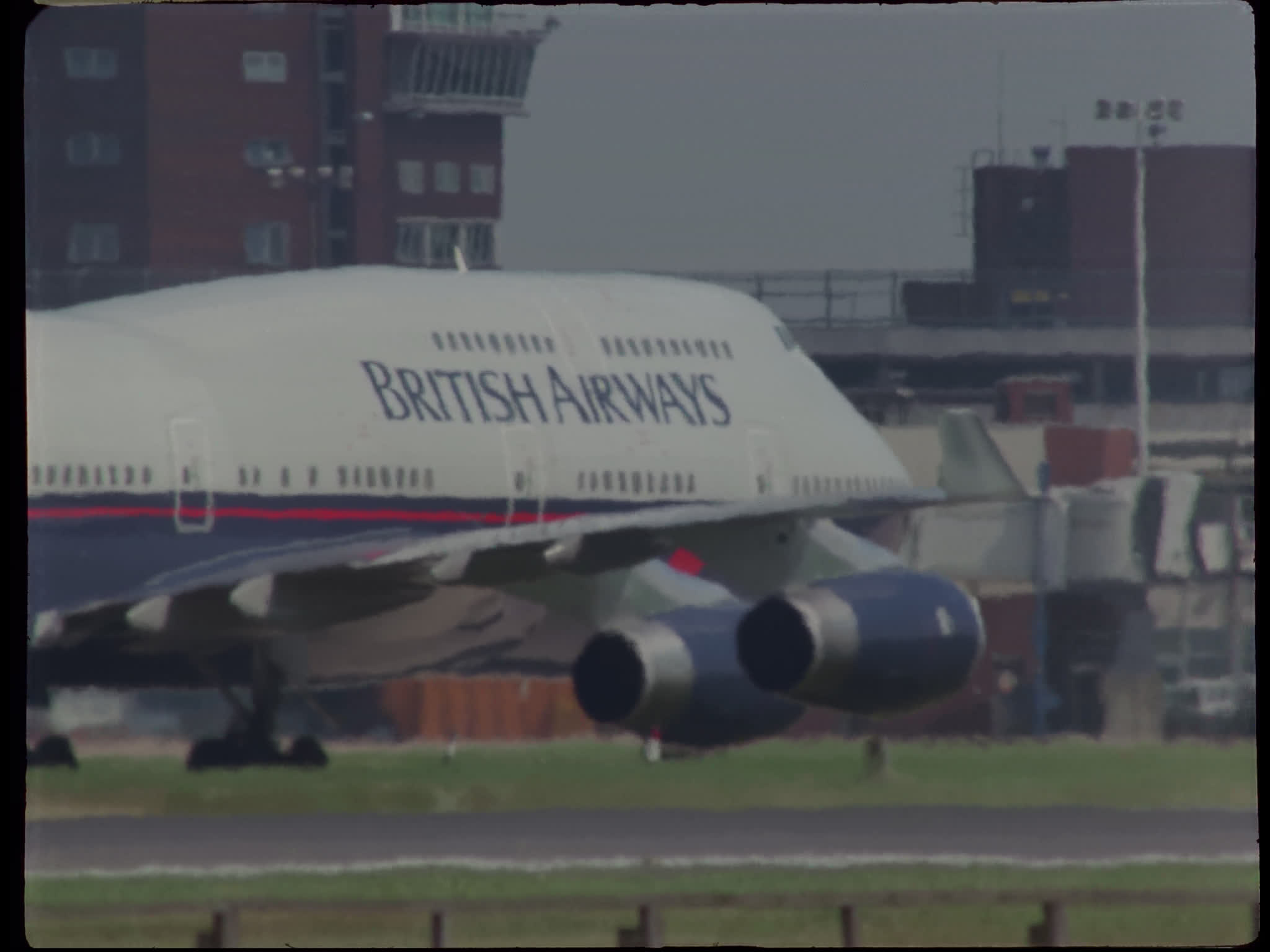 British Airways 747 Taxiing
