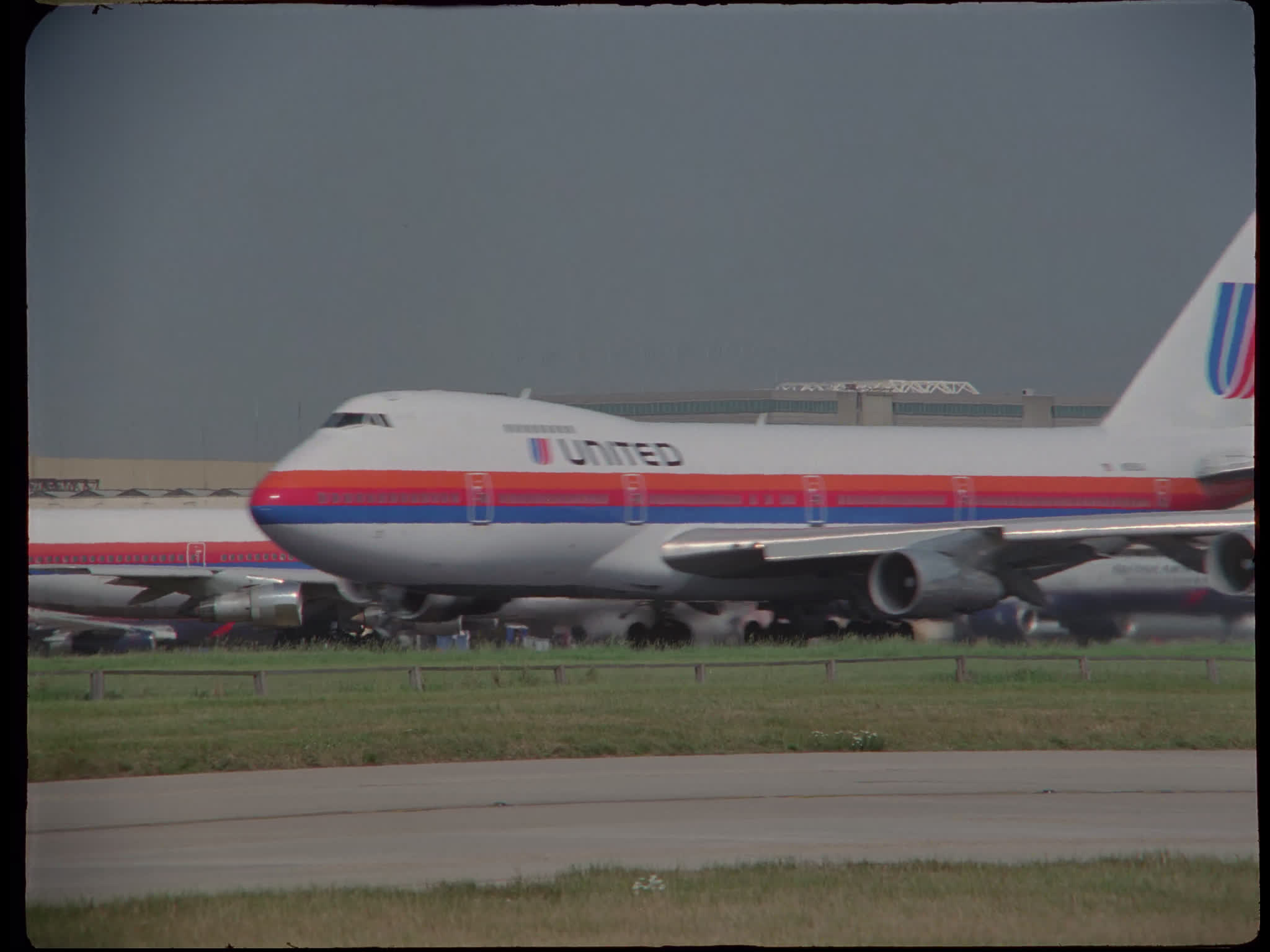 United Boeing 747 Pass