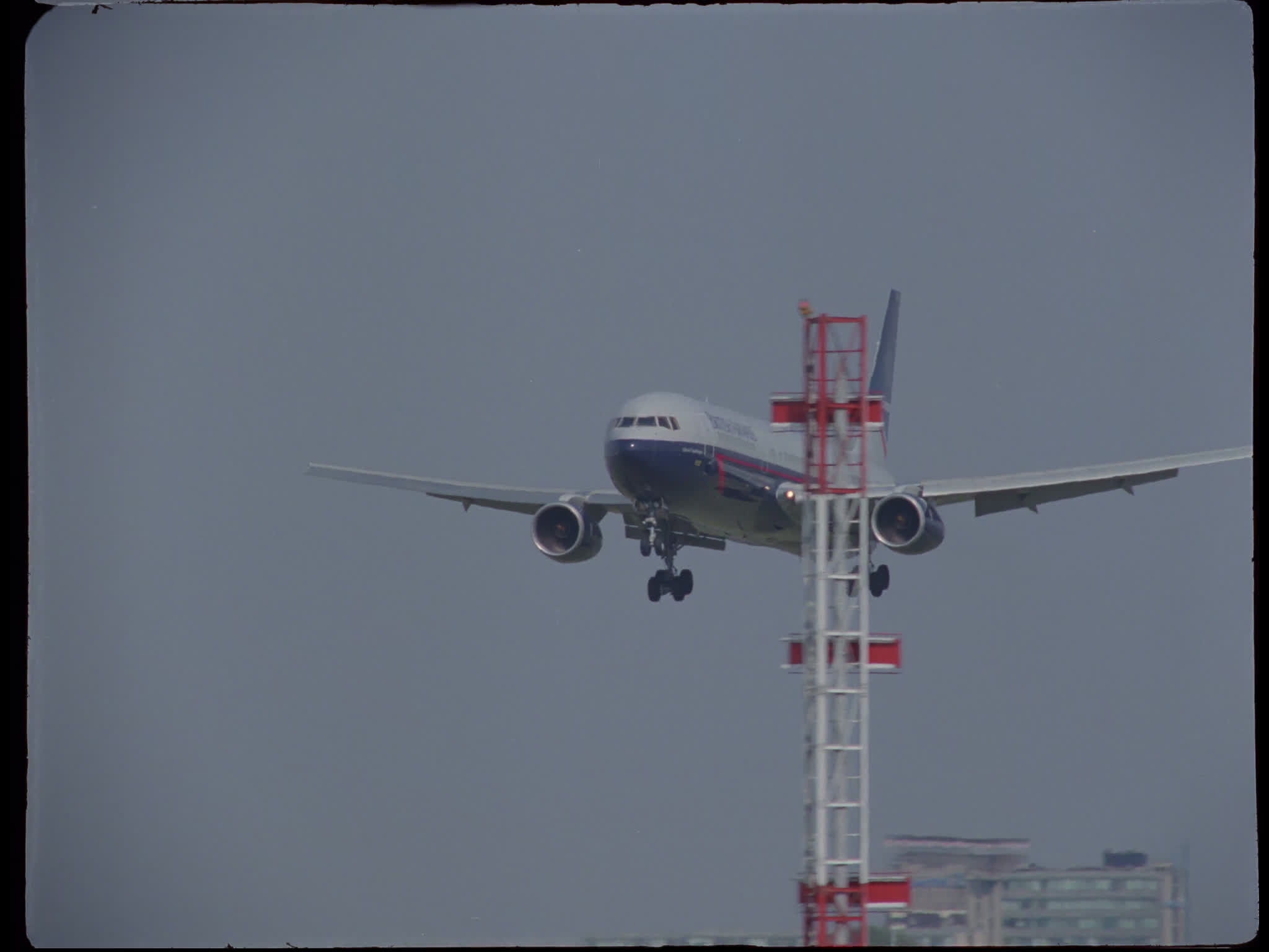 British Airways Boeing 757 Landing