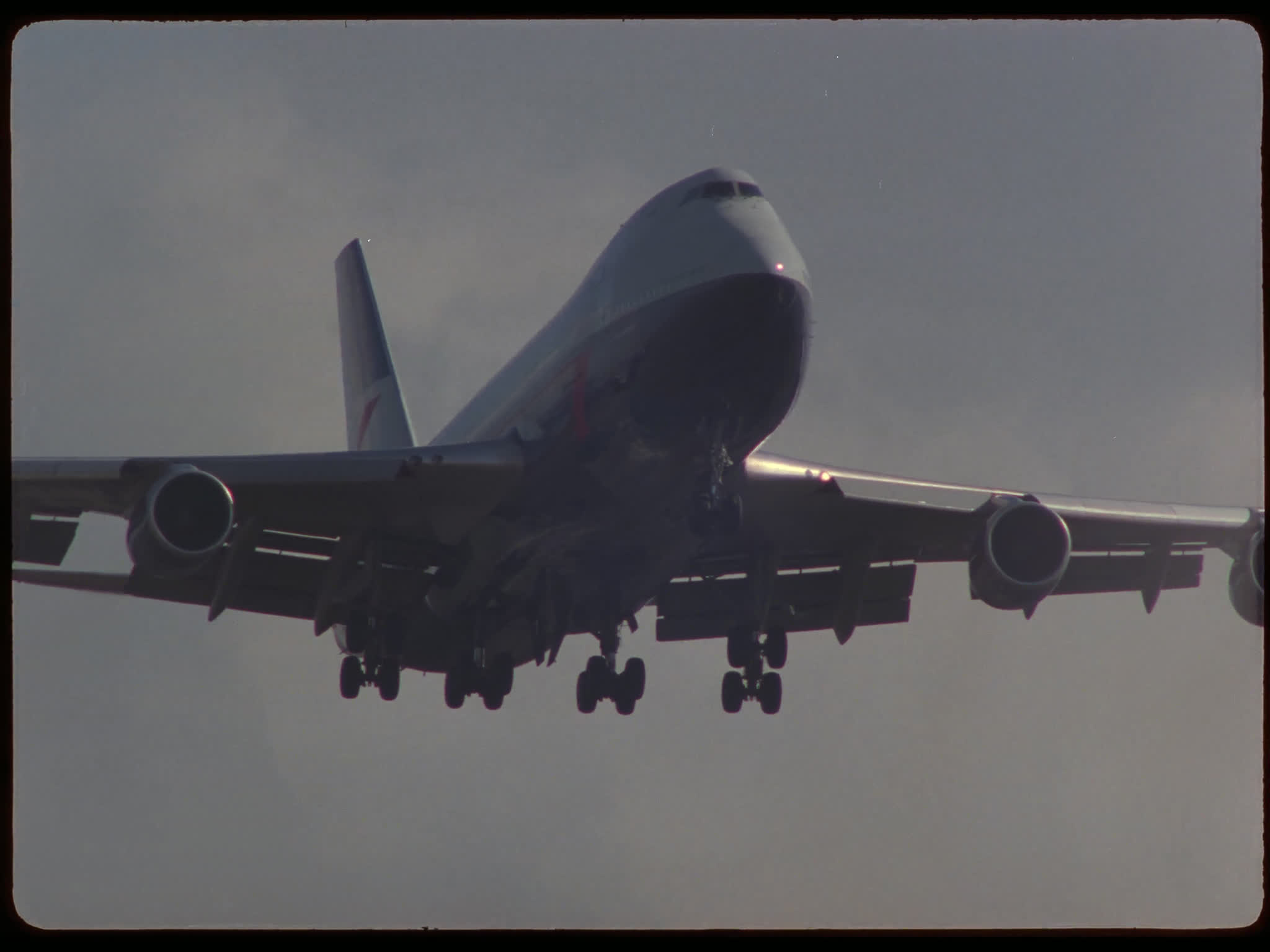 BA 747 approaching