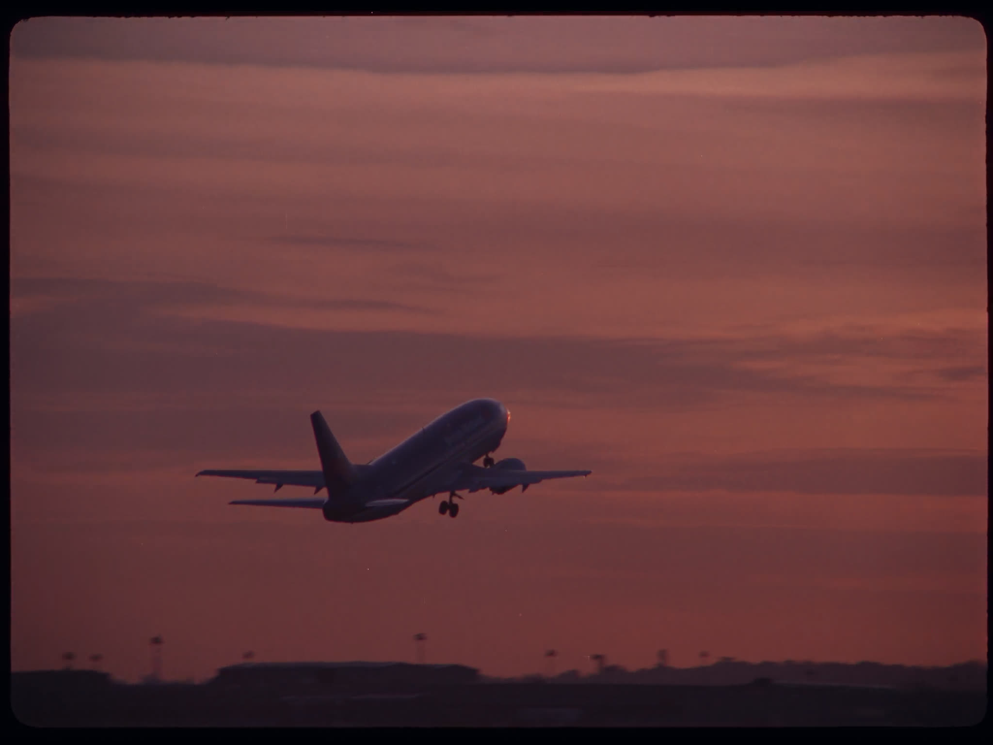 British Midlands Boeing 737 Taking Off