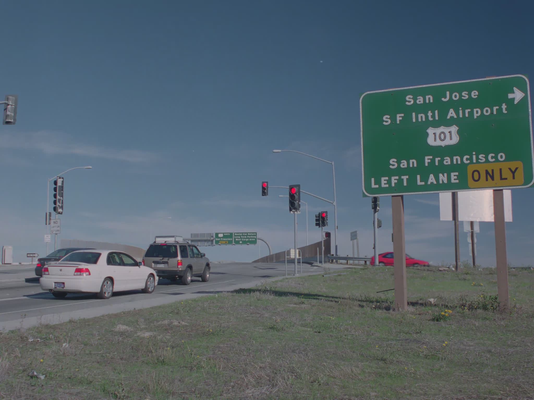 San Francisco International Airport Sign