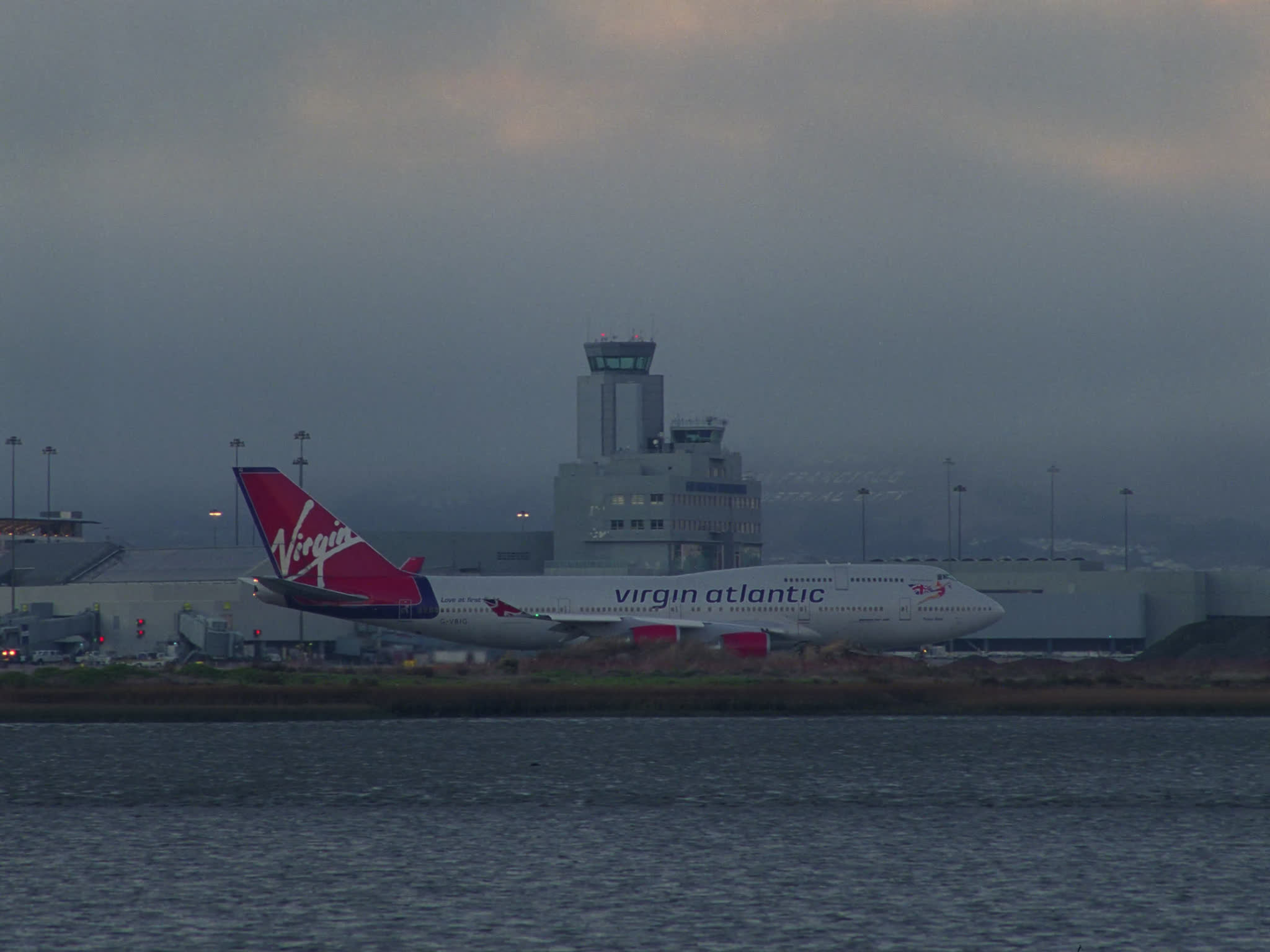 Virgin 747-400; San Francisco