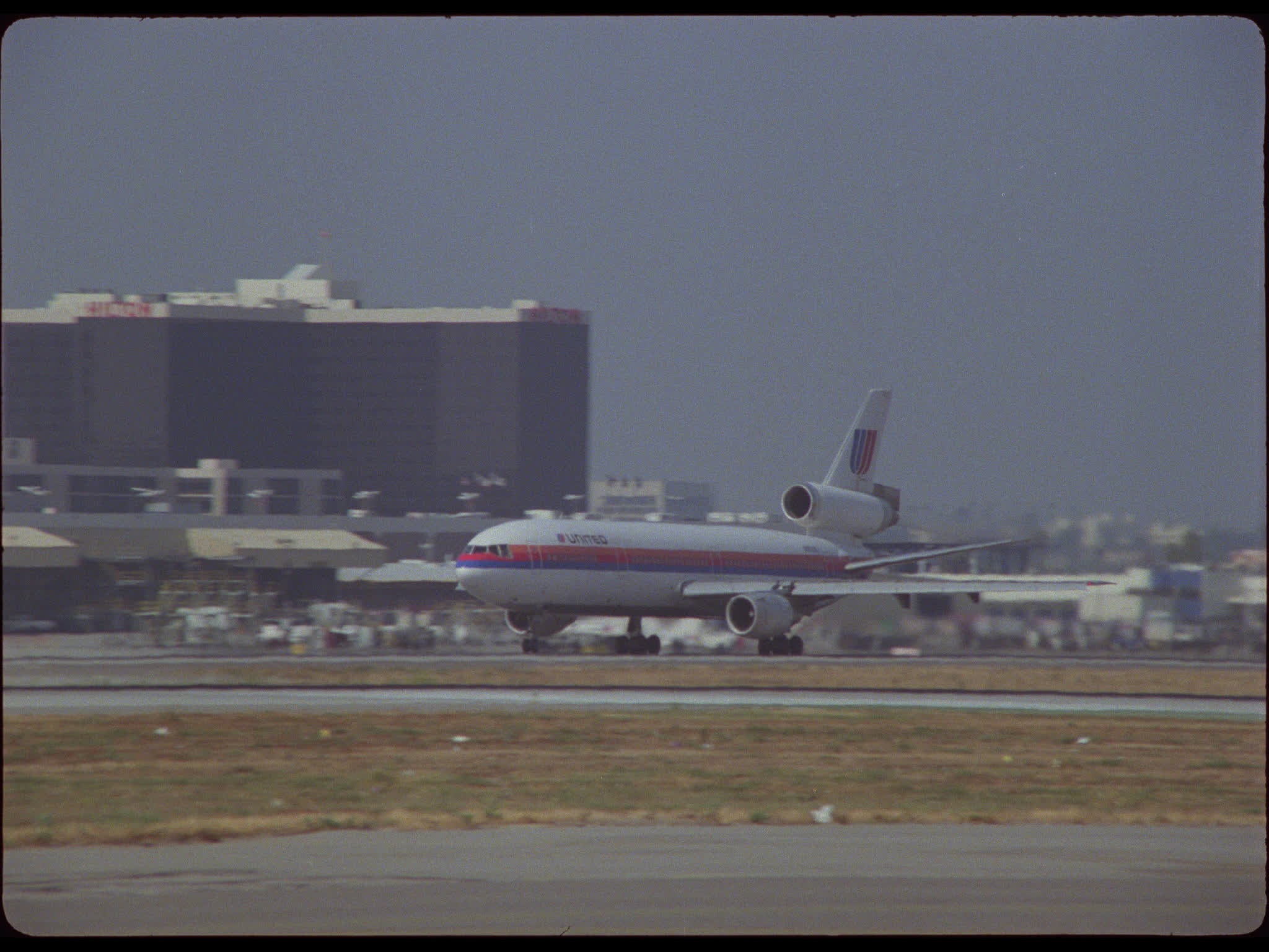 United MD11 Plane Taking Off