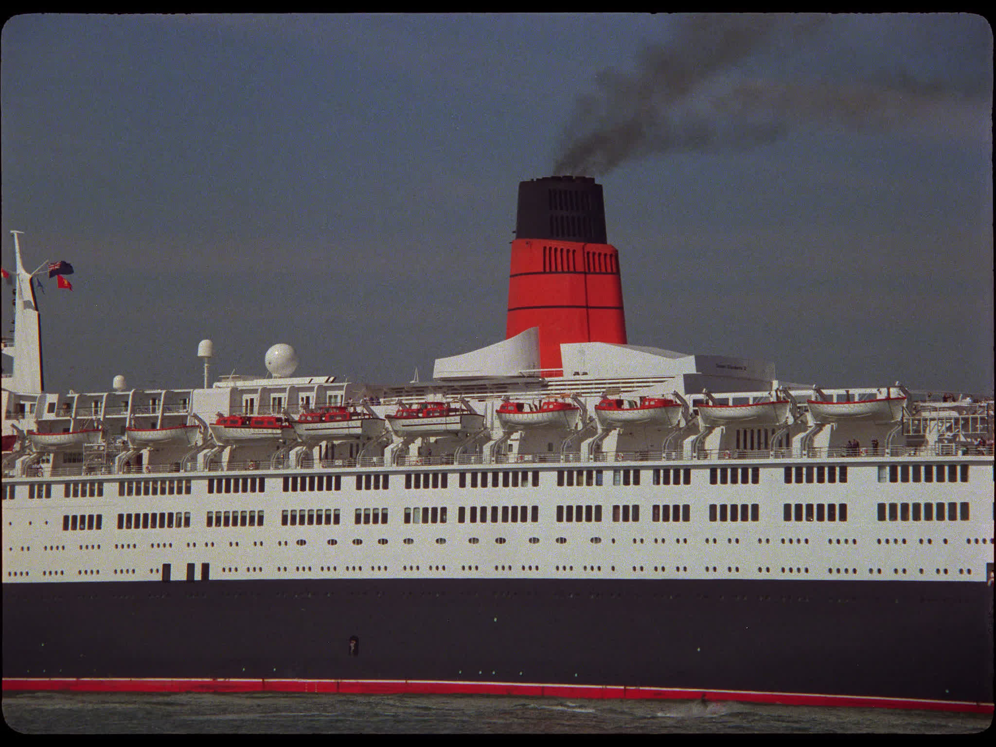 QE2