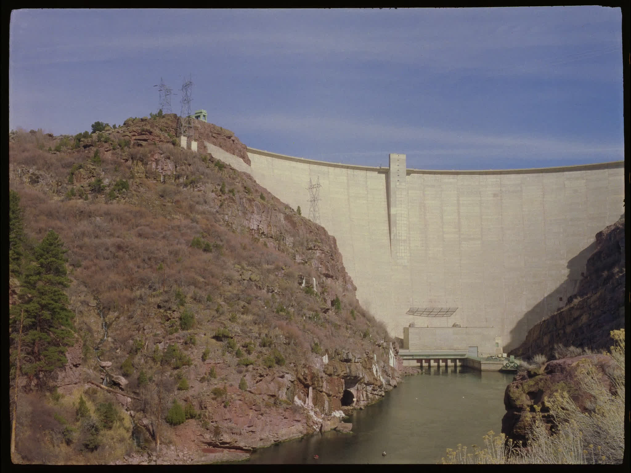 Flaming gorge dam