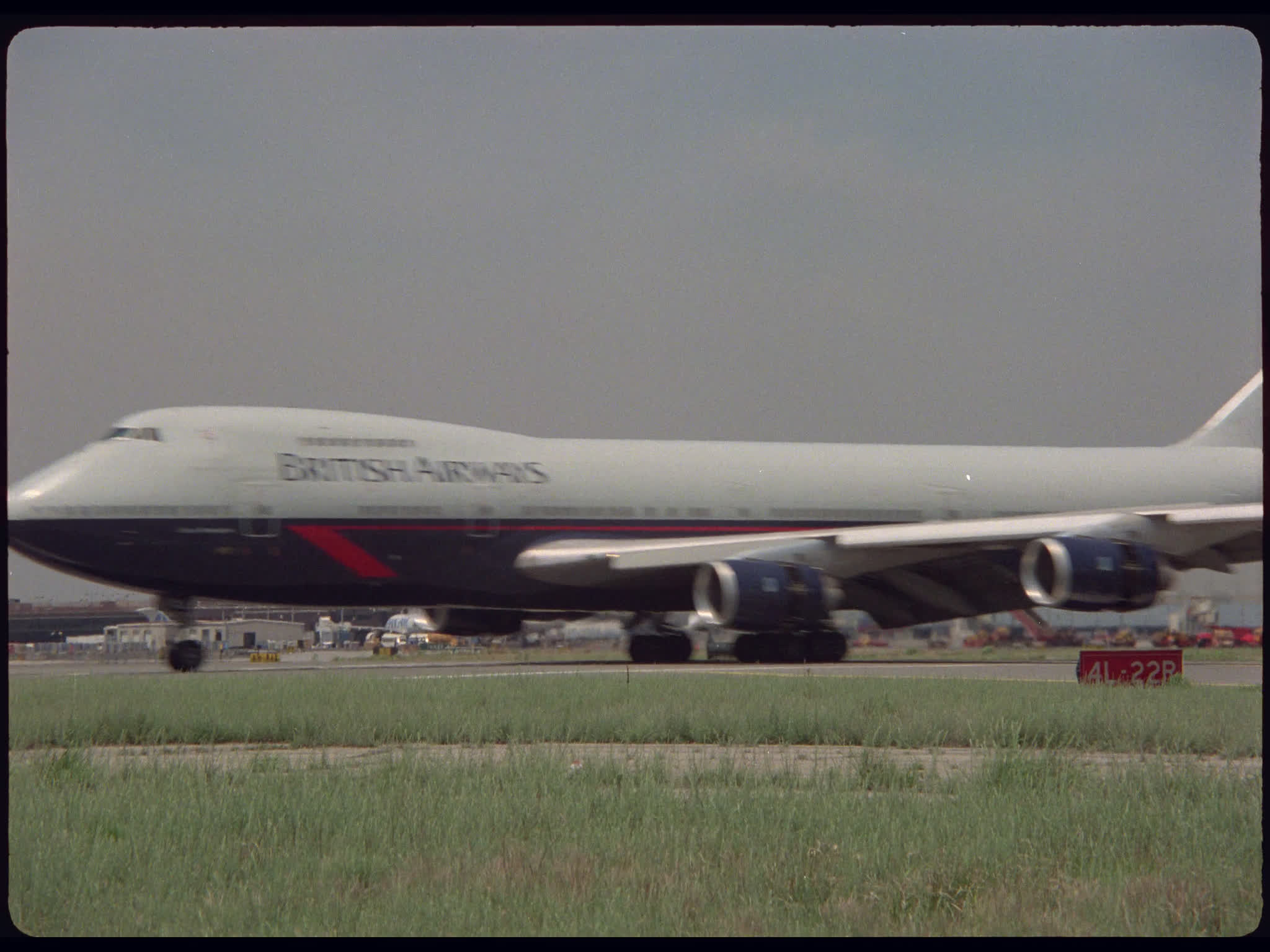 British Airways Boeing 747 Taxis