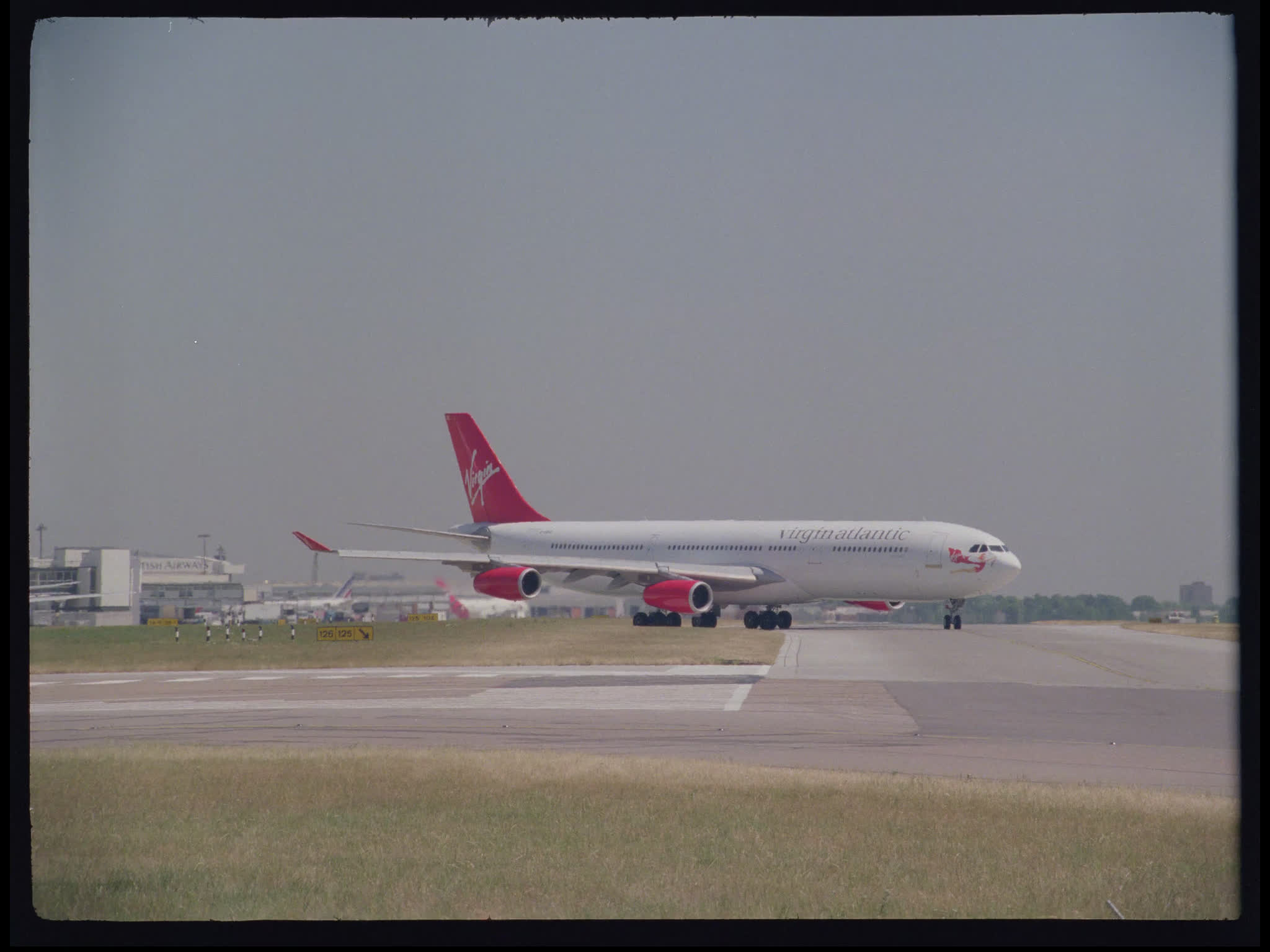 Virgin Atlantic A340 Taxiing