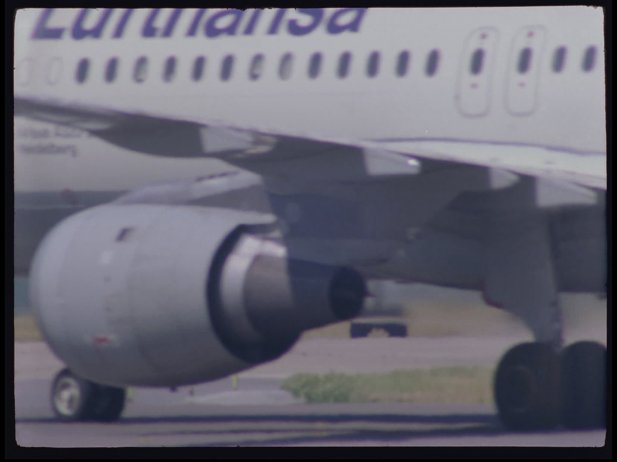 Lufthansa Plane Close Pass