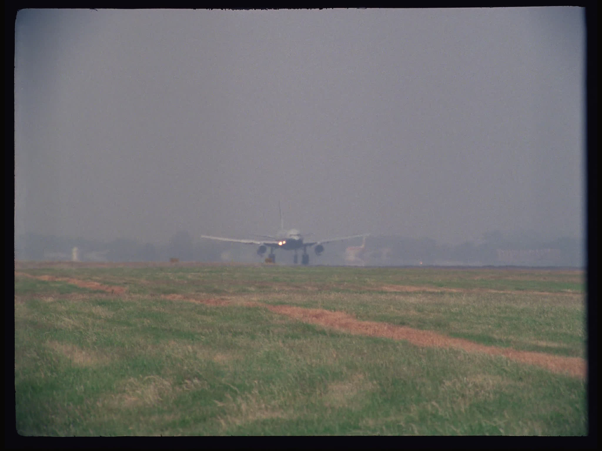 British Airways Boeing 767 Take Off
