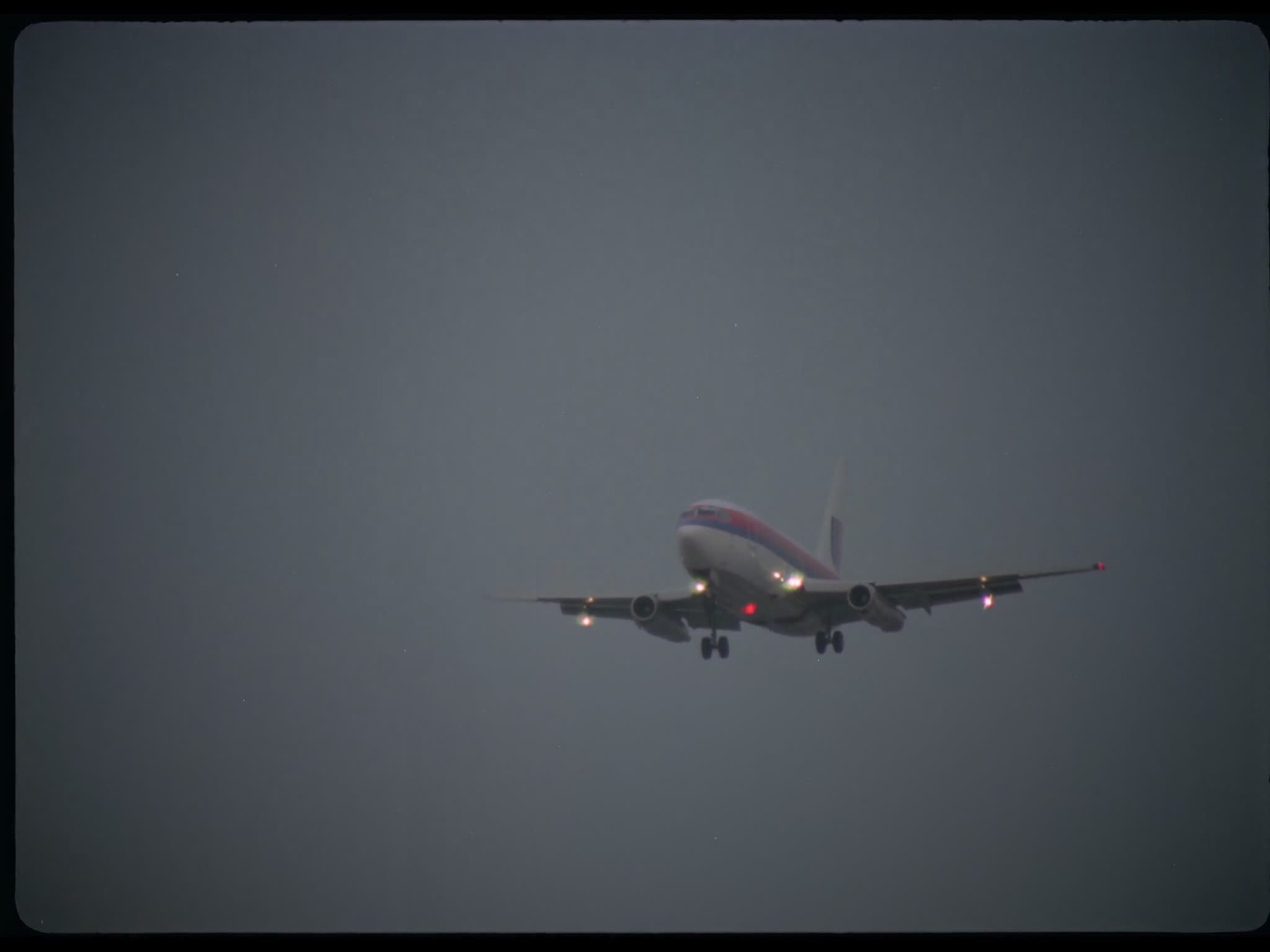 United Boeing 737 approach