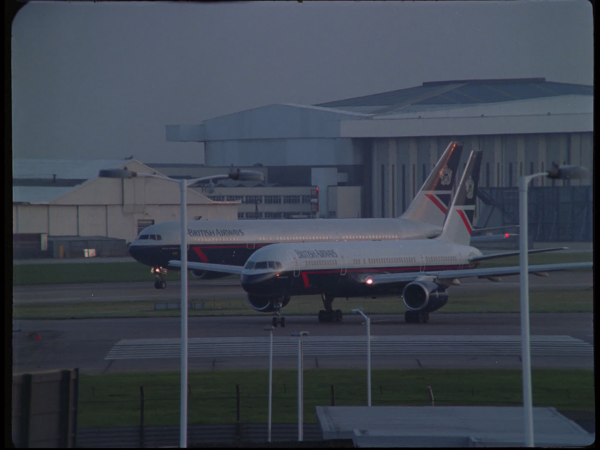 British Airways Boeing 757 Taxiing