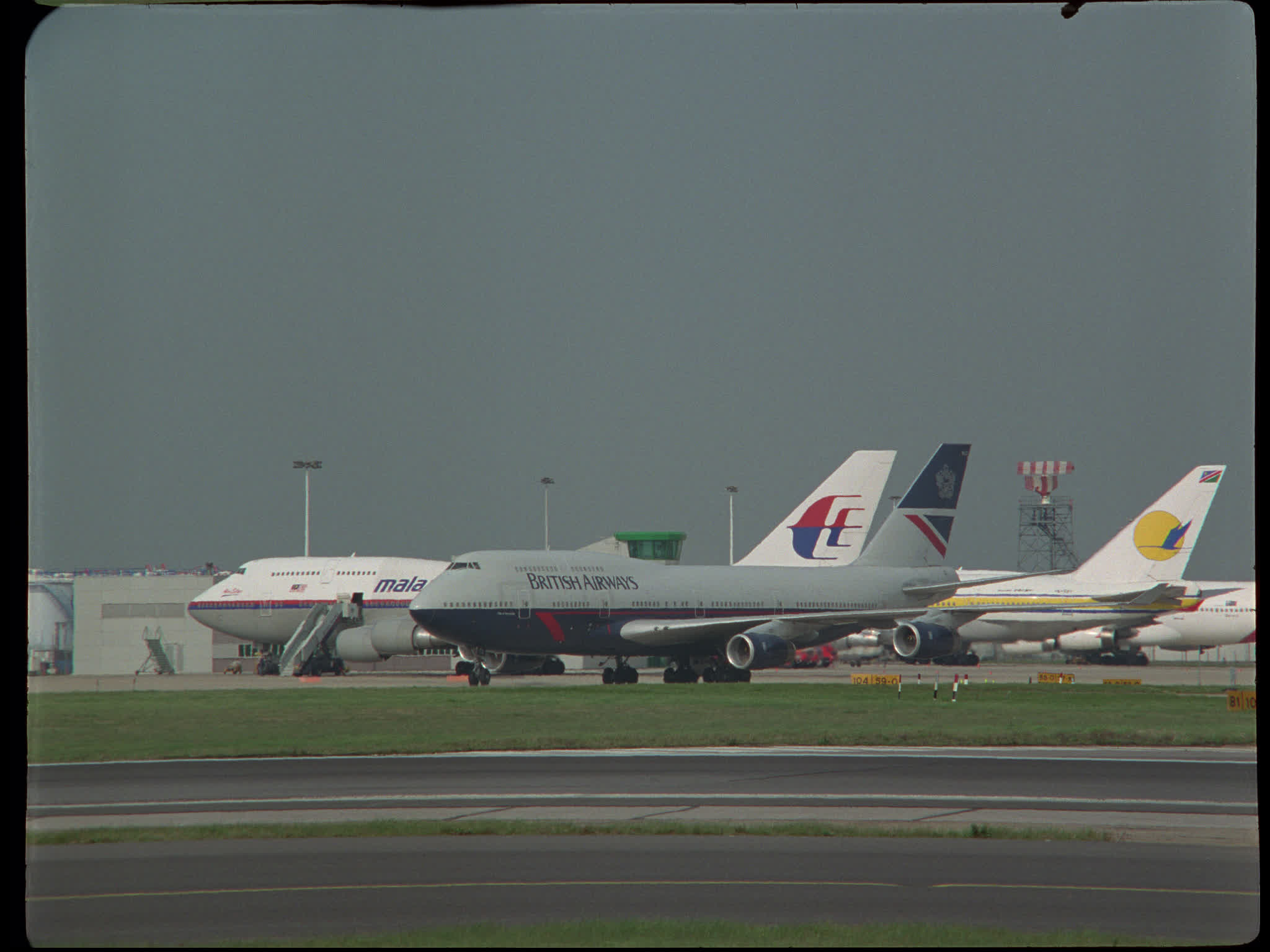 British Airways Boeing 747 Taxiing