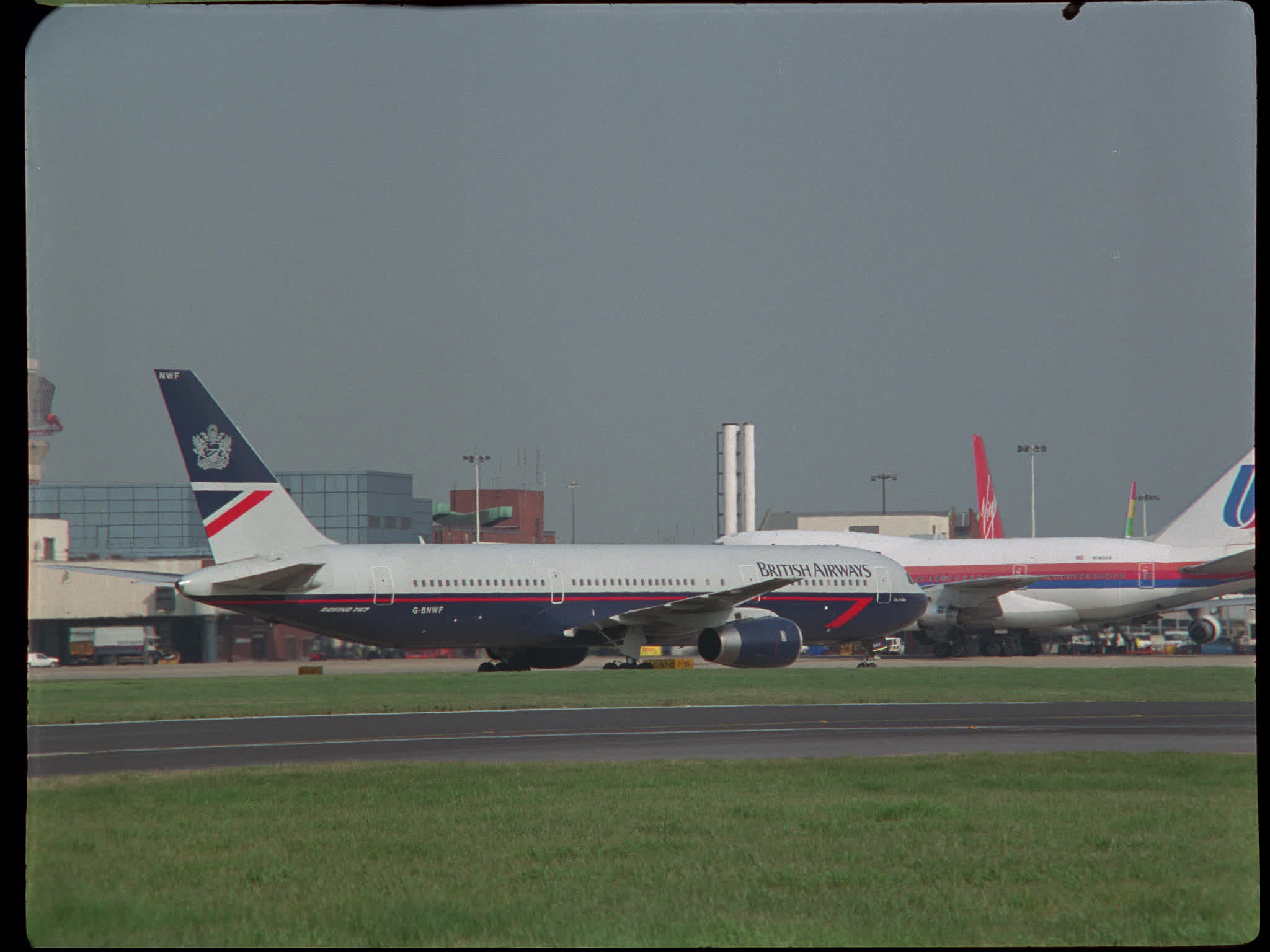 British Airways Boeing 757 Taxiing