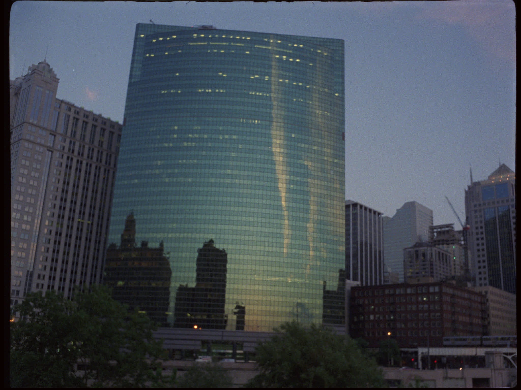 Chicago Train and 333 West Wacker Building