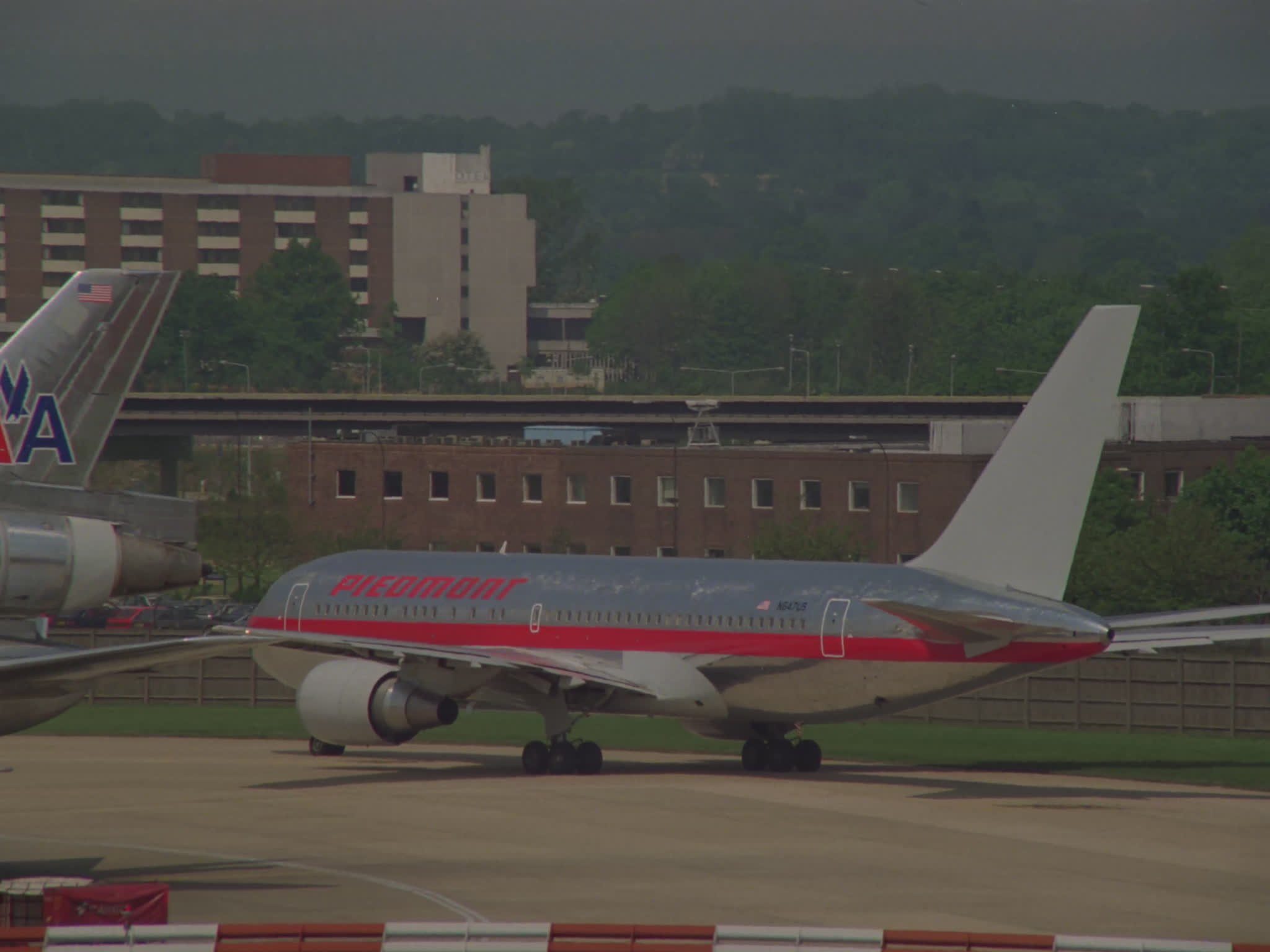 Piedmont Aircraft Taxi