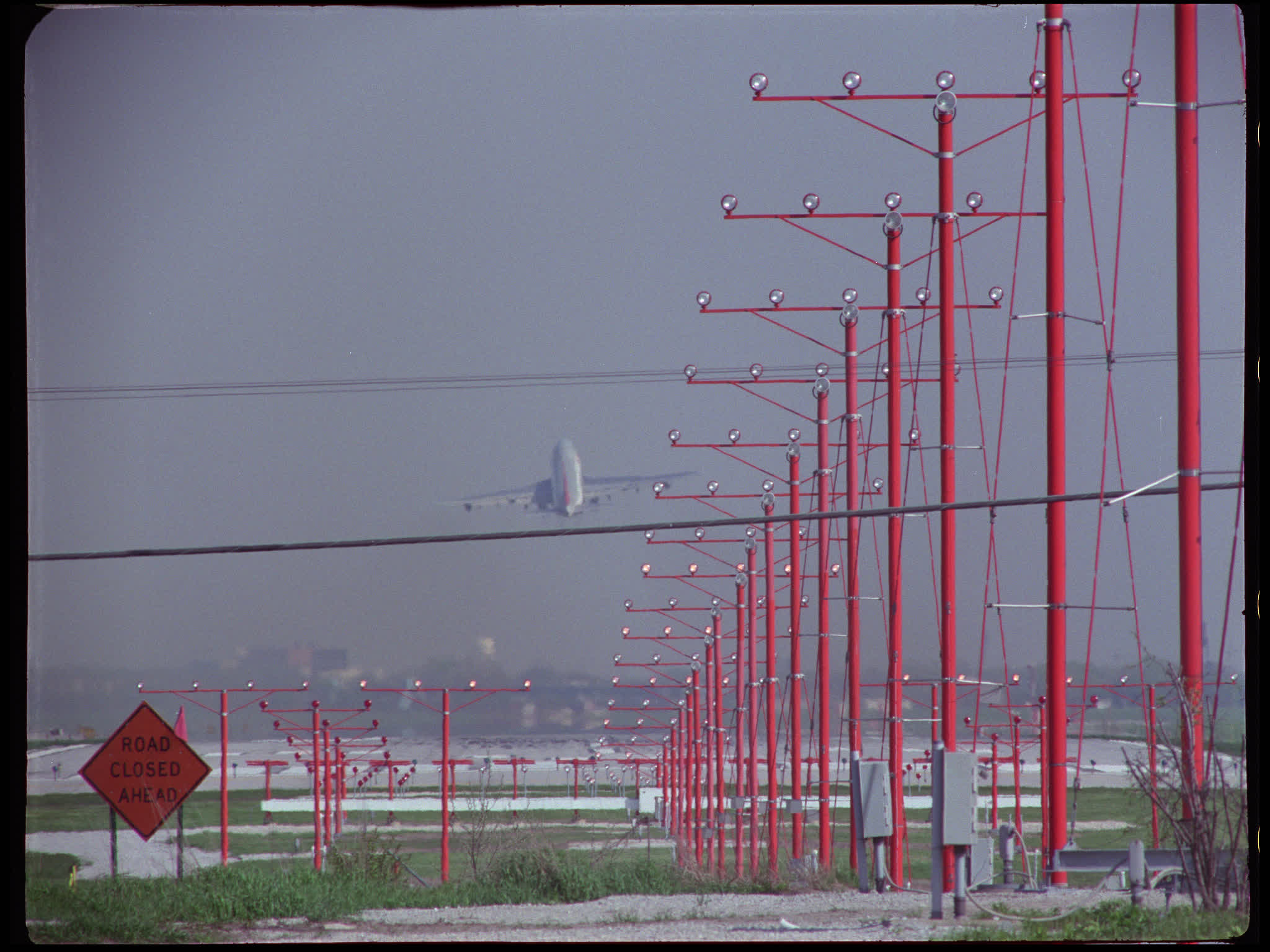 Boeing 727 Landing at Chicago O'Hare