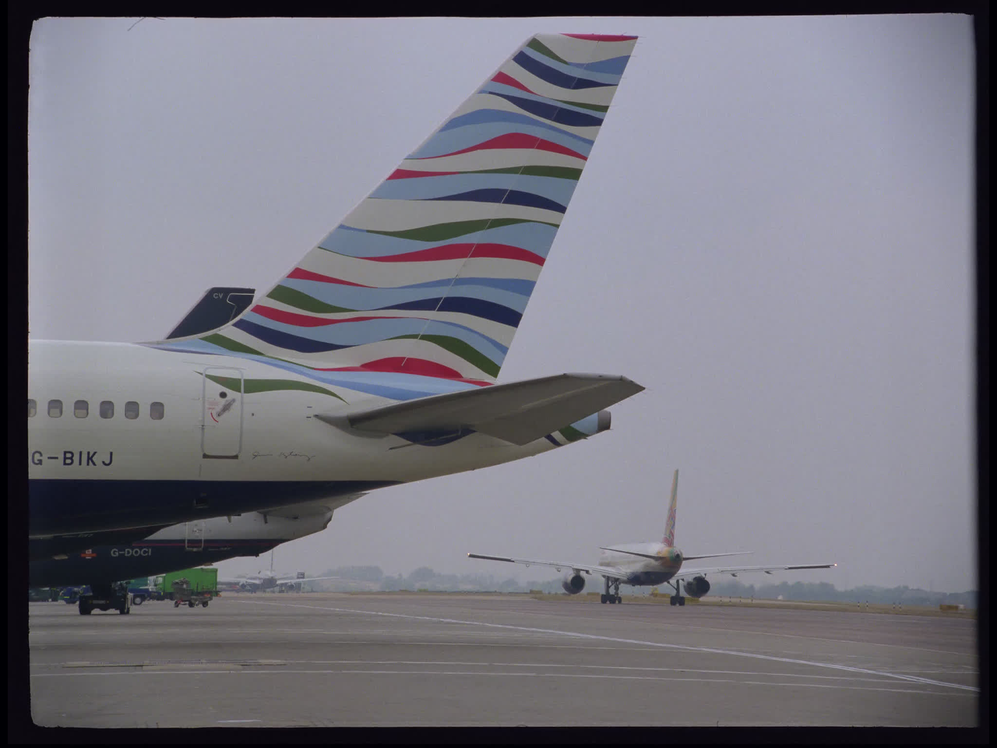 BA Boeing 757 Push Back Tow Truck