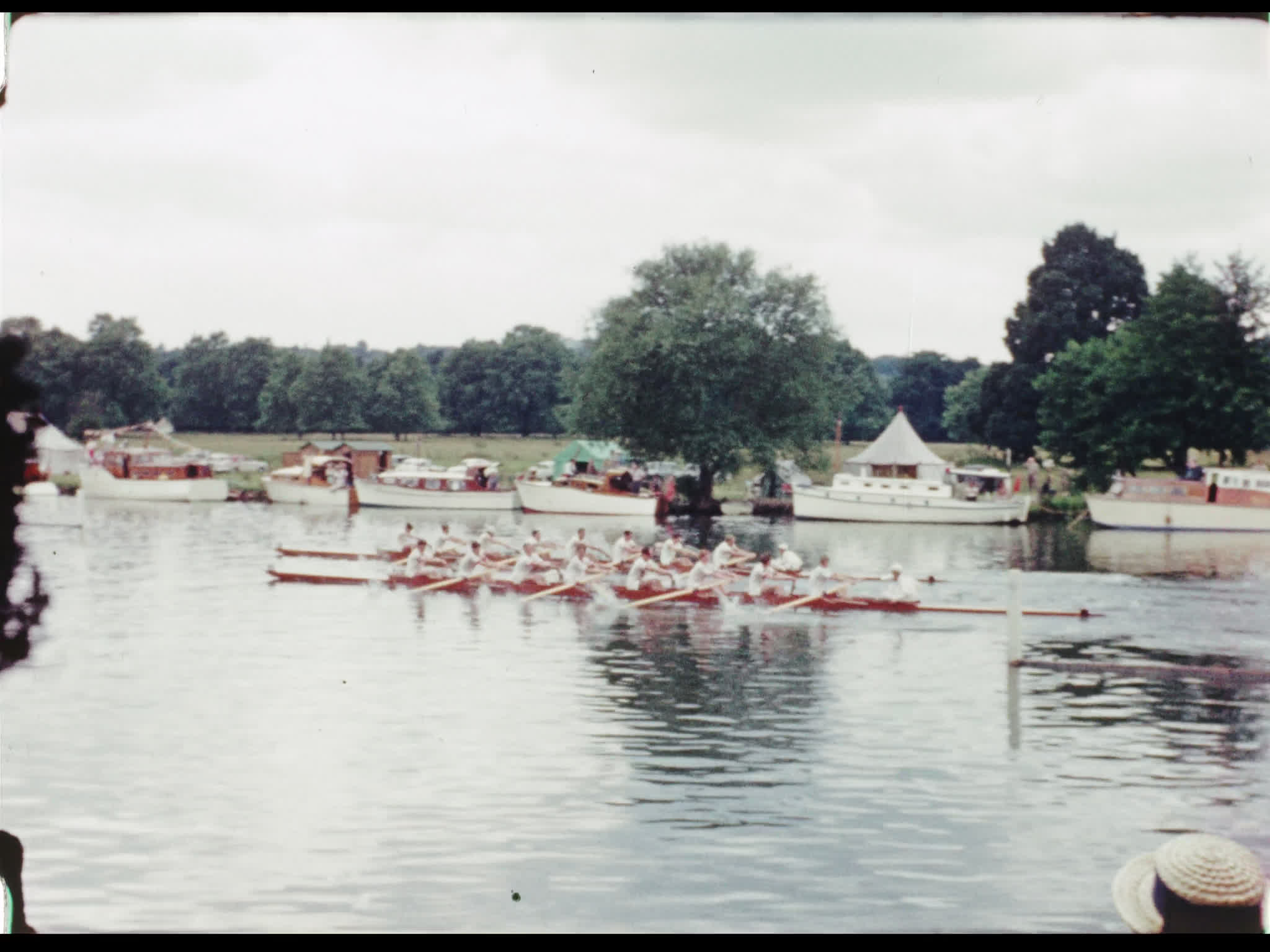 Boat Racing on the Thames