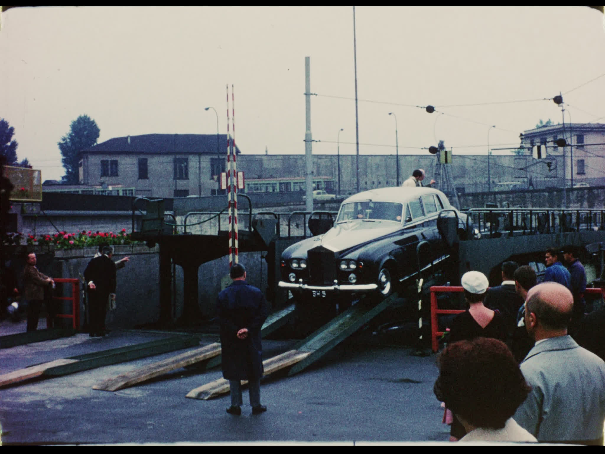 Unloading the Rolls Royce
